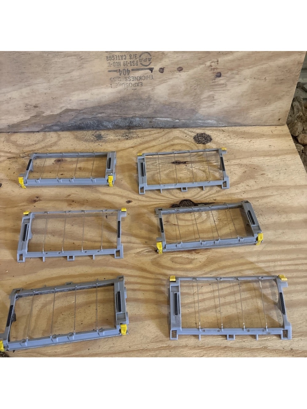 Lot 6! Genuine iRobot Roomba Brush Cover Guard Wire Bale Latch-614 655 671 690
